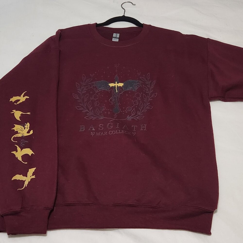 Fourth wing inspired crew neck/sweatshirt